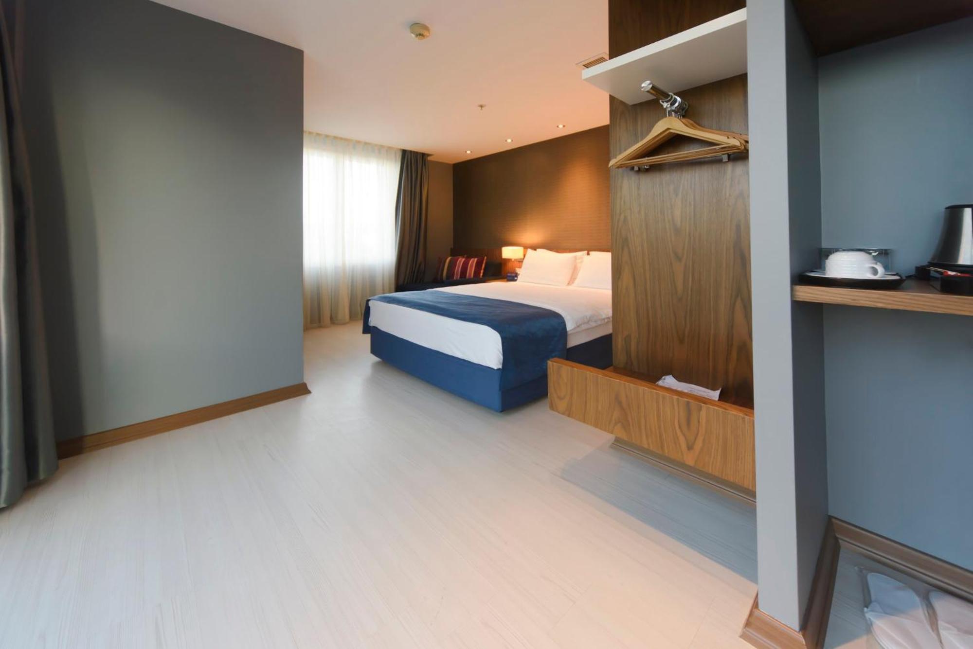 Express ıstanbul-altunizade 3*