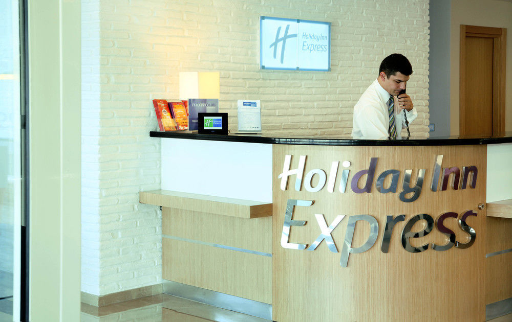 Otel Express ıstanbul-altunizade 3*